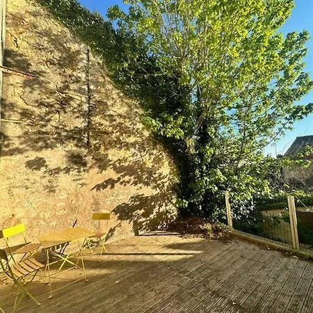 Maison Calme Avec Terrasse Apartment